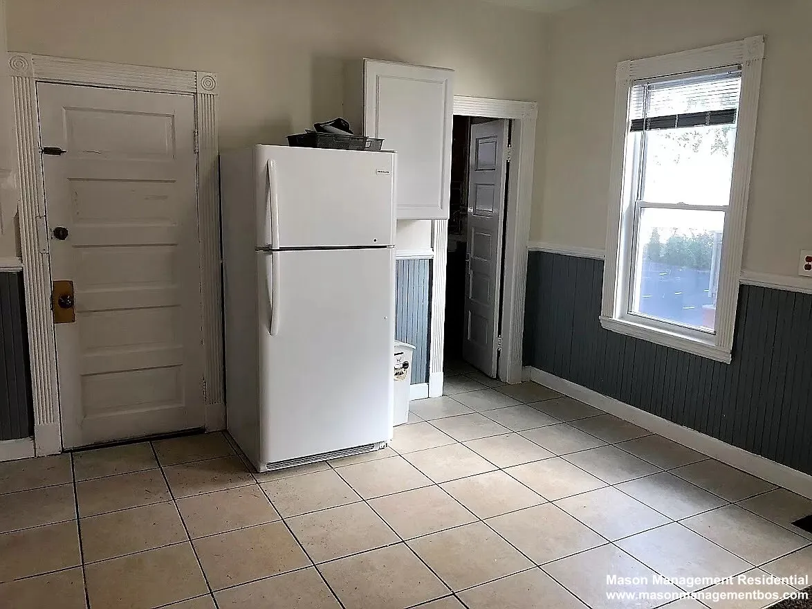 28 Litchfield St, Allston