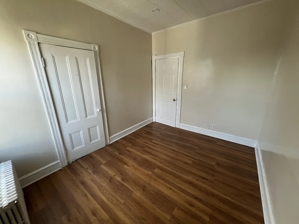 109 Walker St, Fall River