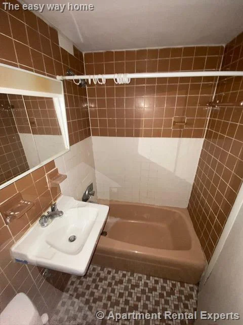 60 Otis St, East Cambridge