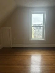 54 Hillside, Everett