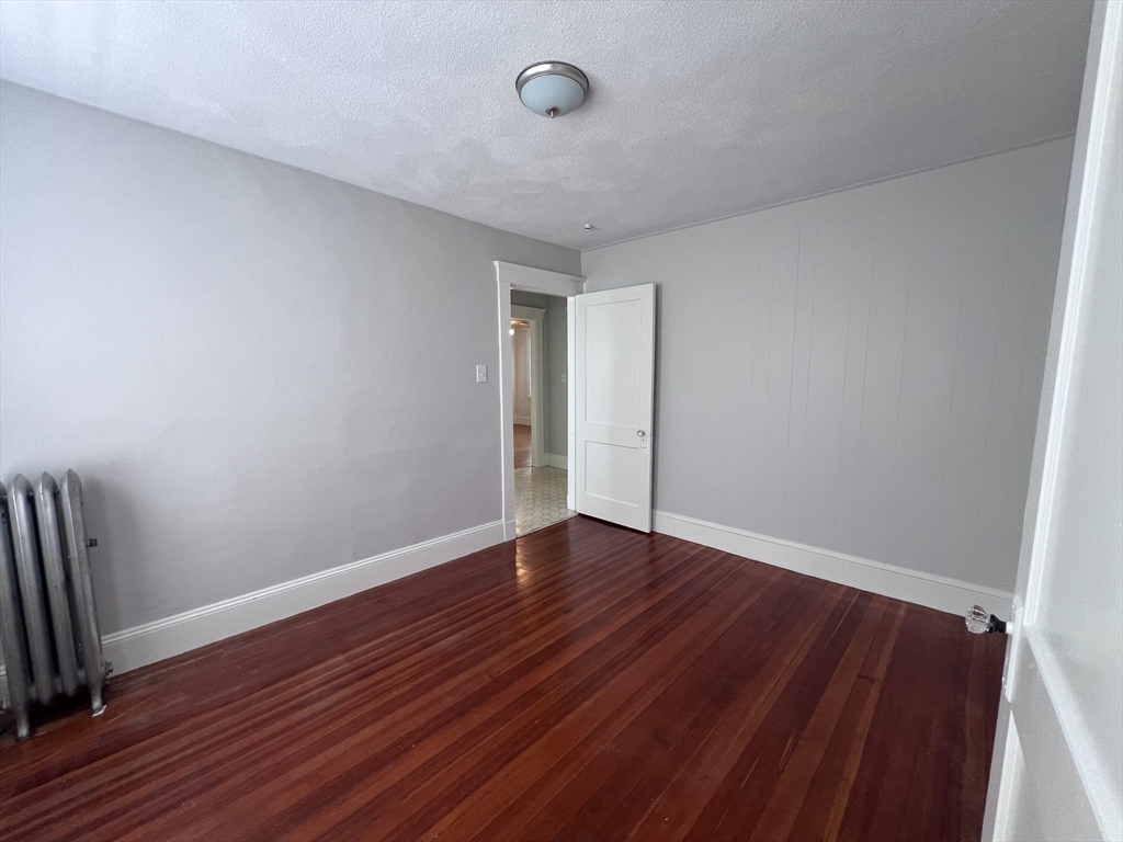 213 Forest St, Medford