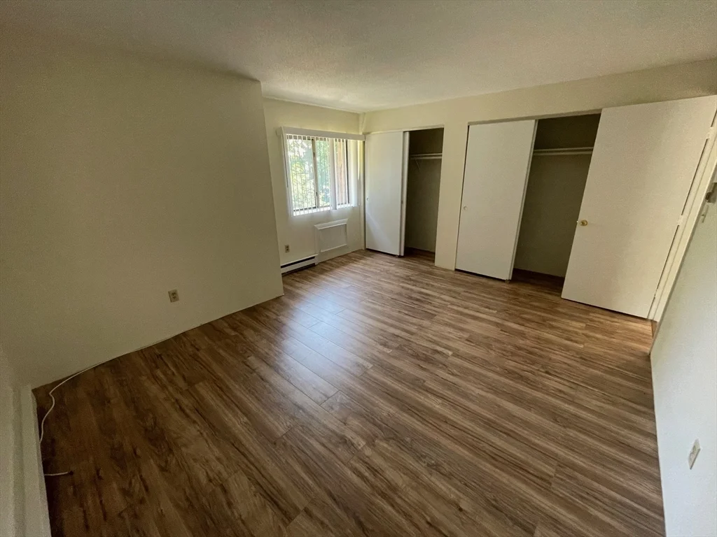 491 W Central St, Franklin