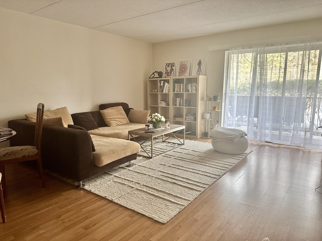 50-56 Broadlawn Park, Newton