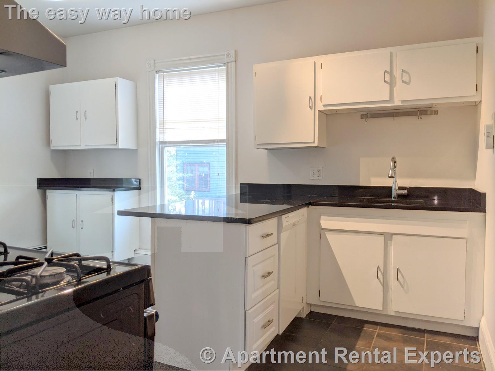 392 Washington St, Ward Two