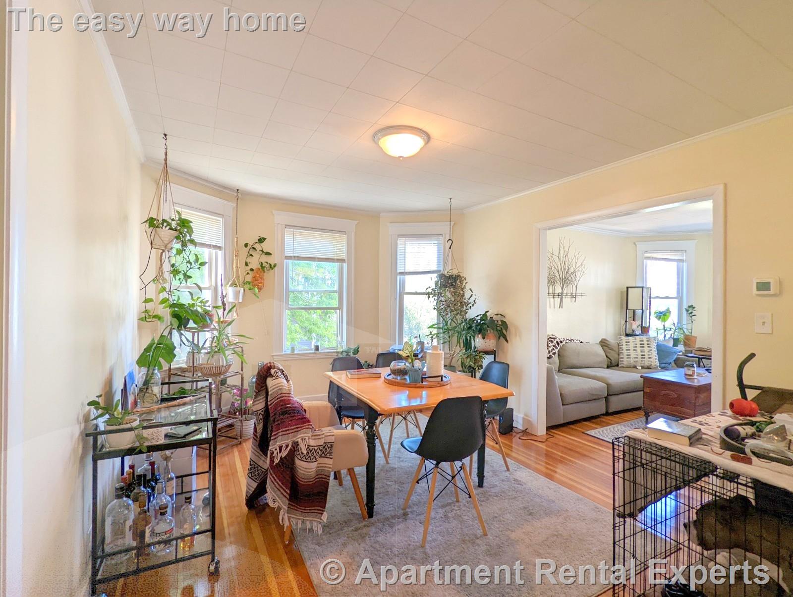 7-9 Belknap St, Teele Square