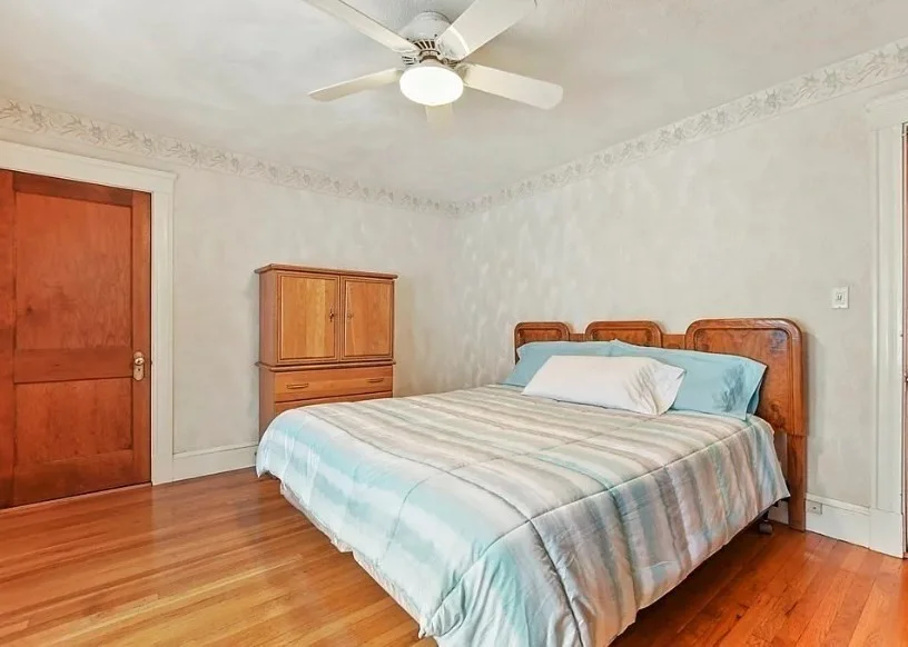 358-360 Arlington St, East Watertown