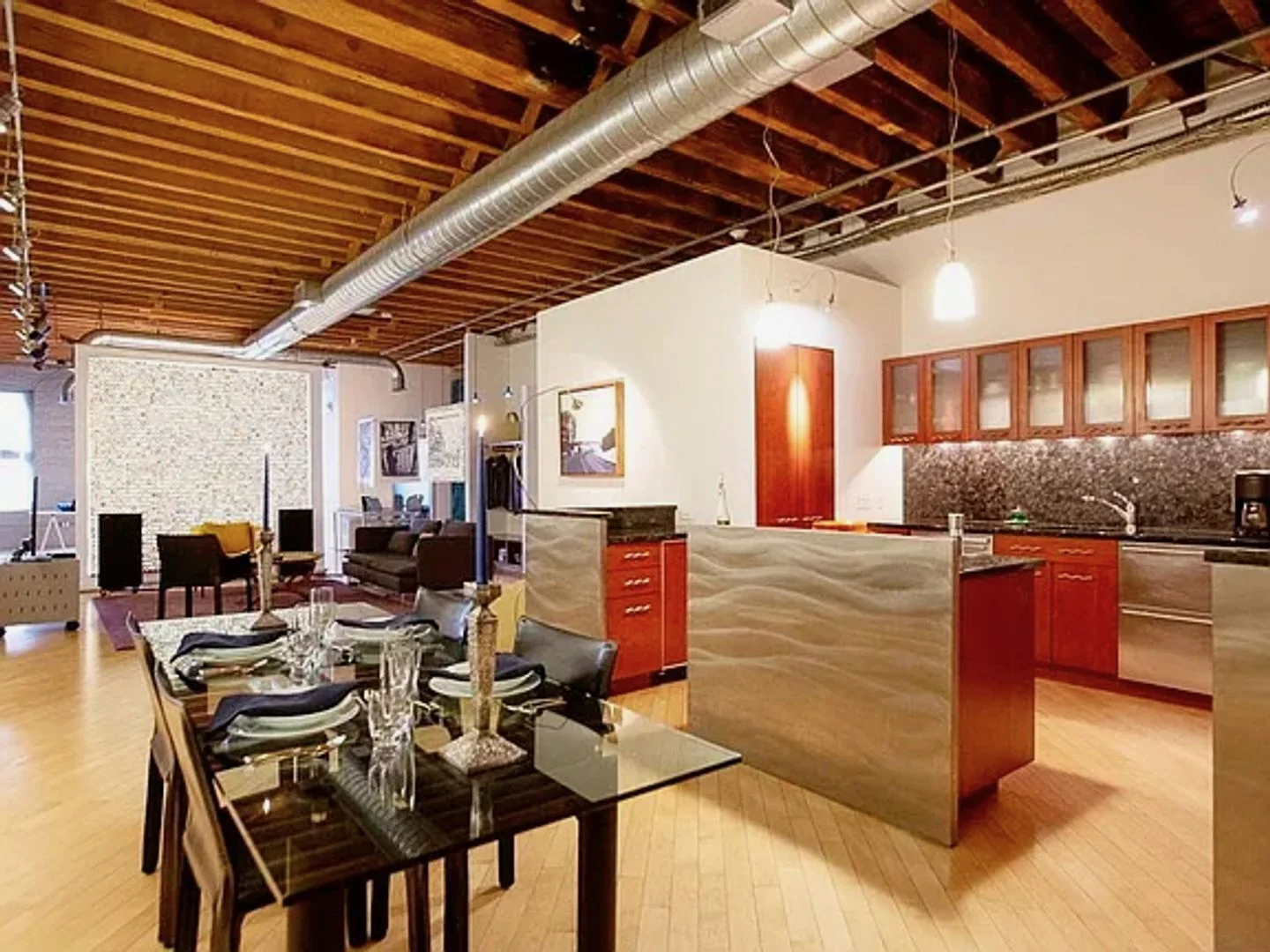 90 South St, Leather District