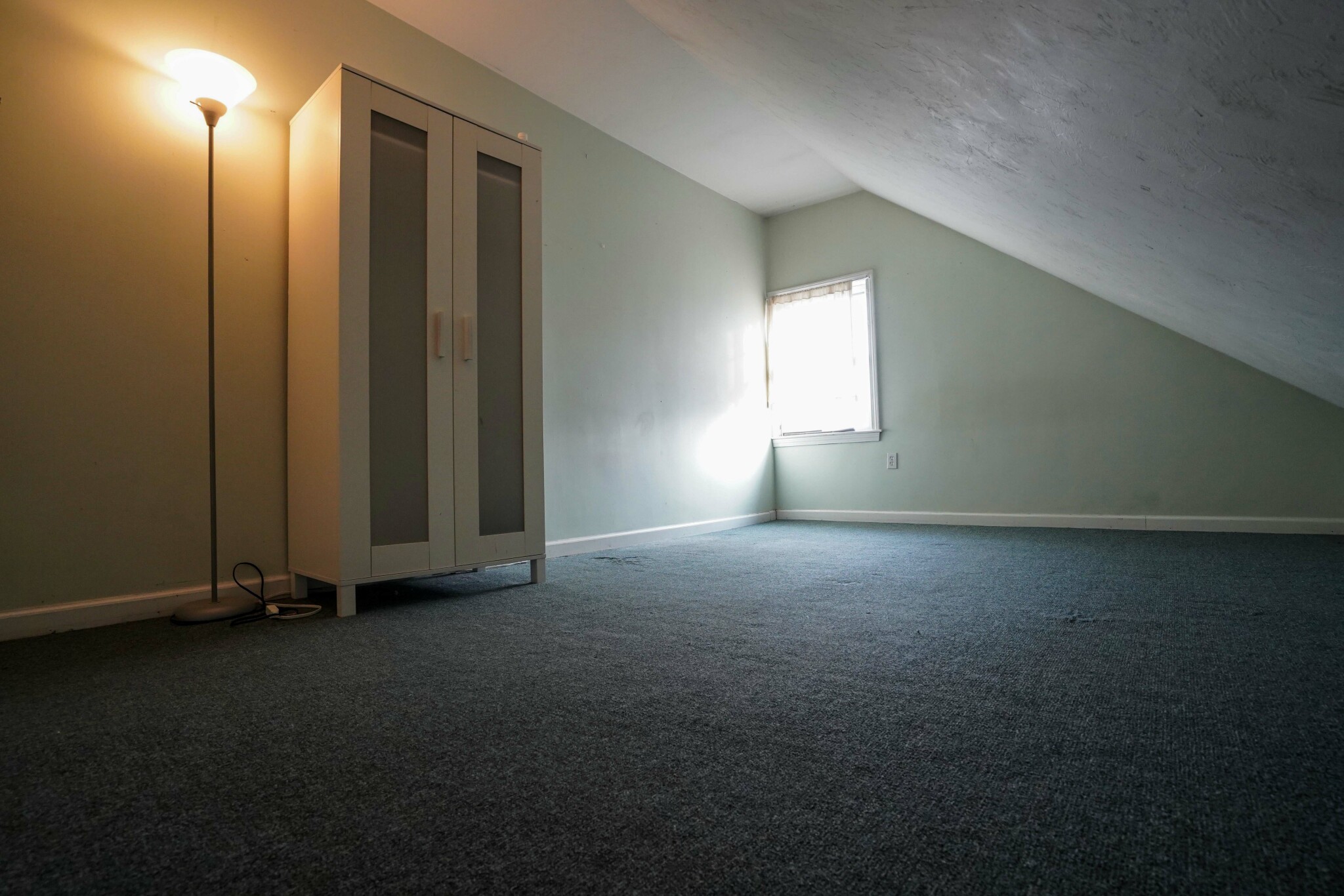 24 Oak Square Ave, Oak Square