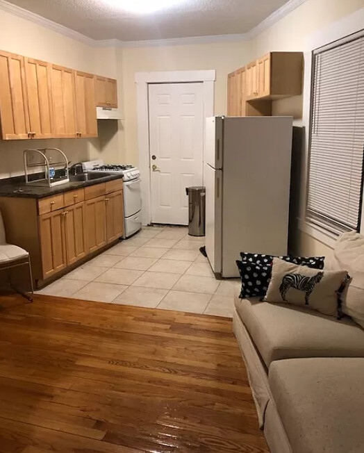 27 Forest St, Baldwin