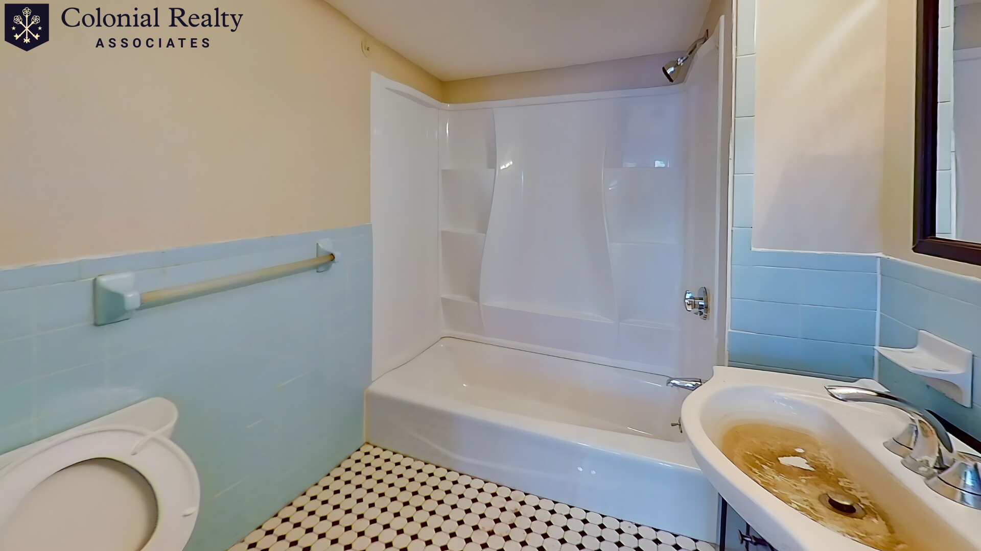 127 George St, Roxbury