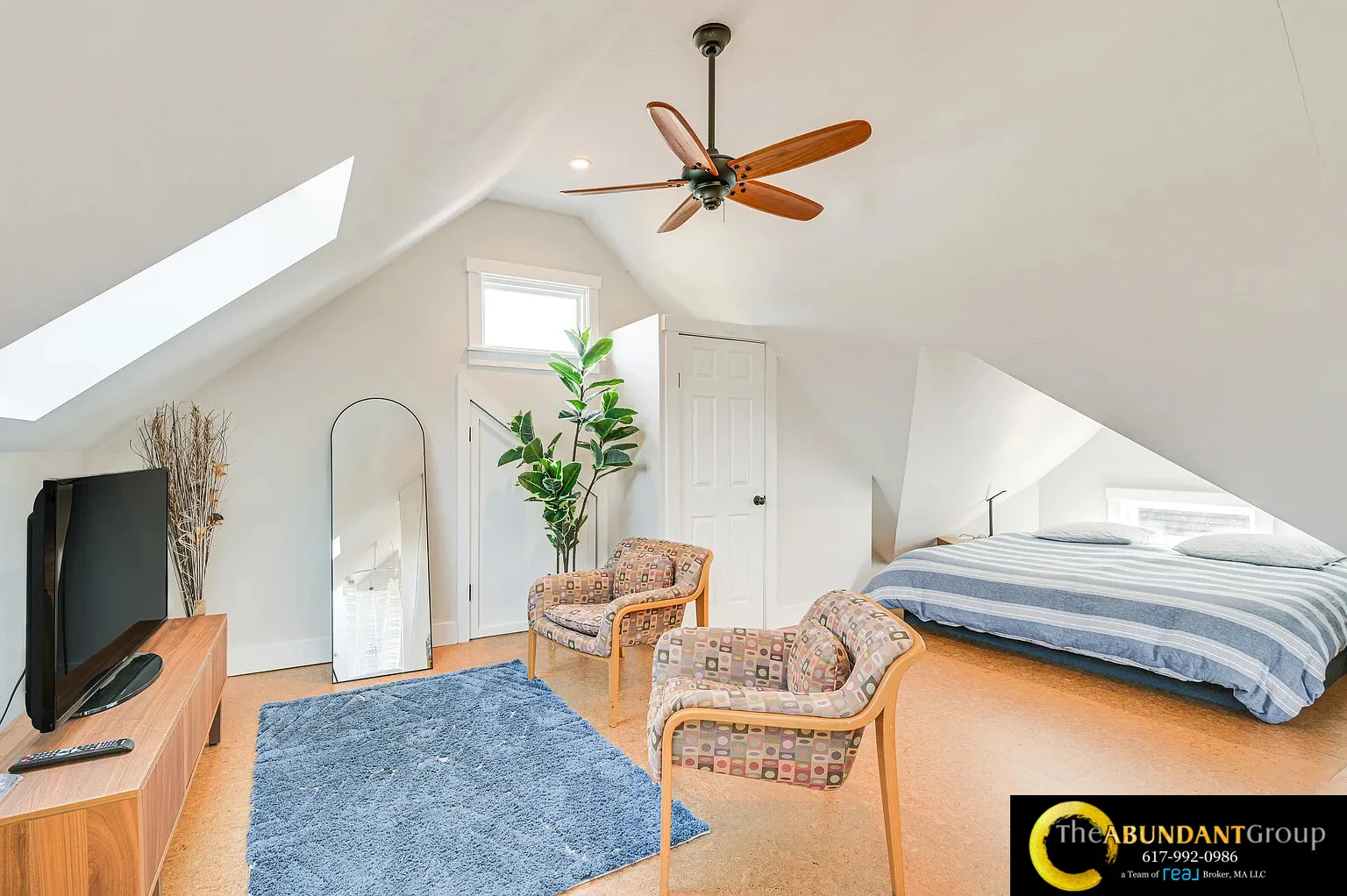 44 Cottage St, Watertown