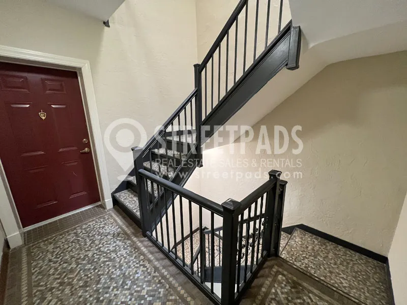 1 Langdon Sq, Neighborhood Nine