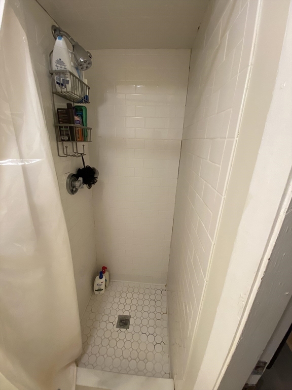 35 N Margin St, North End