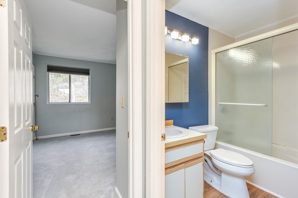 100 Merrimack Ave, Dracut