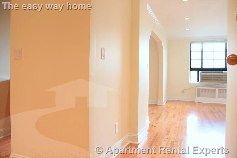 60 Brattle St, Harvard Square
