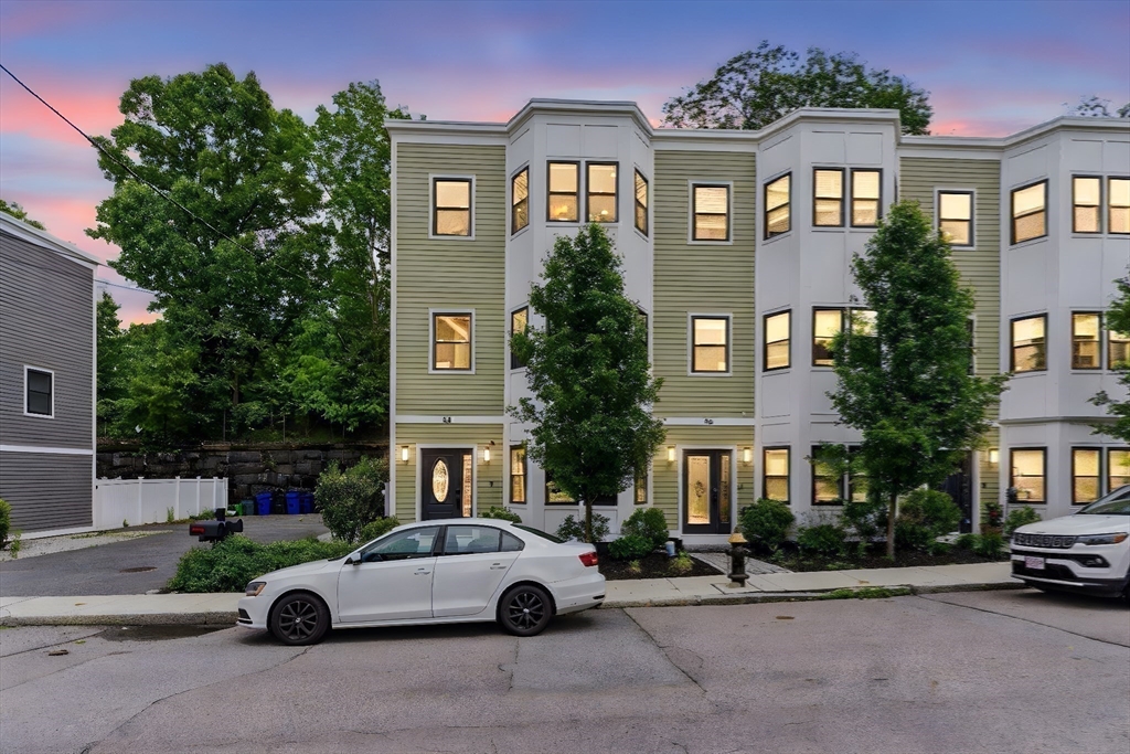 54 Robey, Roxbury