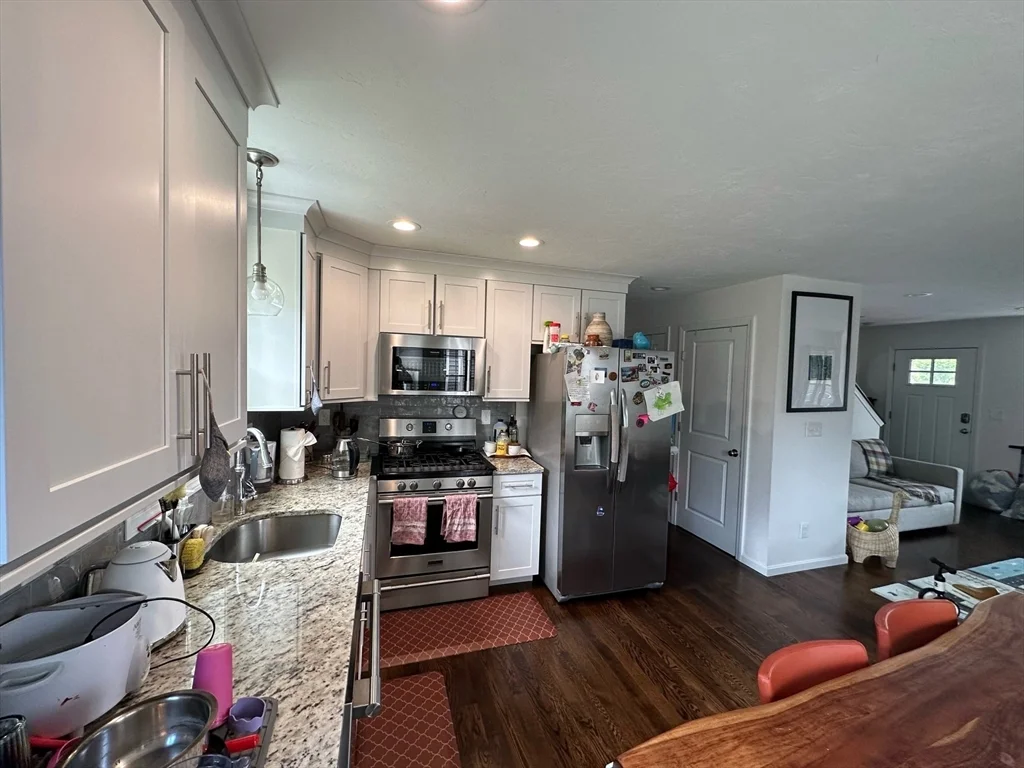 3 Riley Rd, Tyngsborough