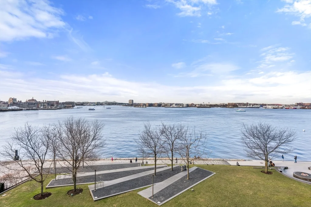 22 Liberty, Seaport District
