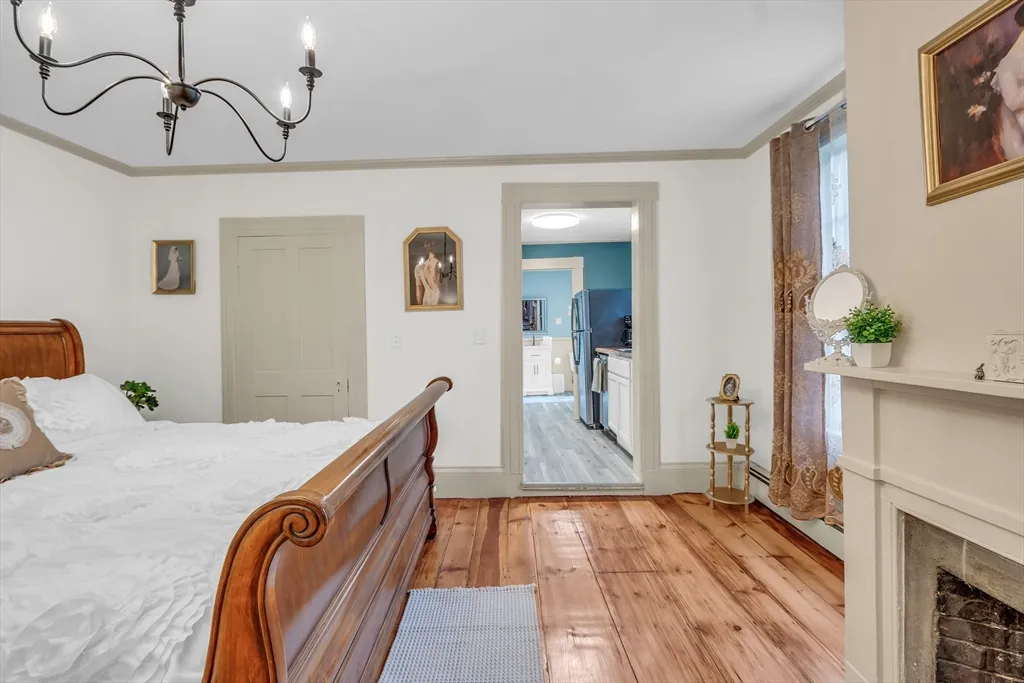 205c Main St, Groton