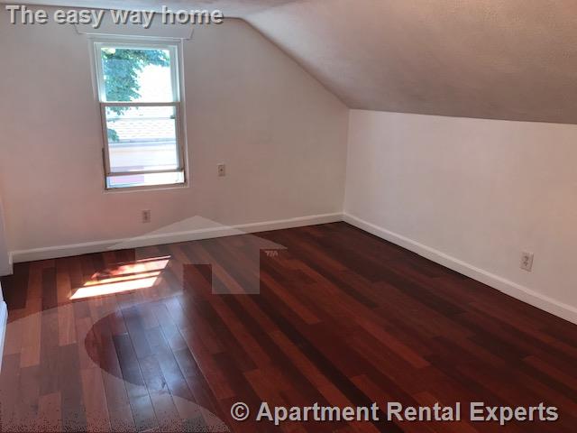 70 School St, Central Square