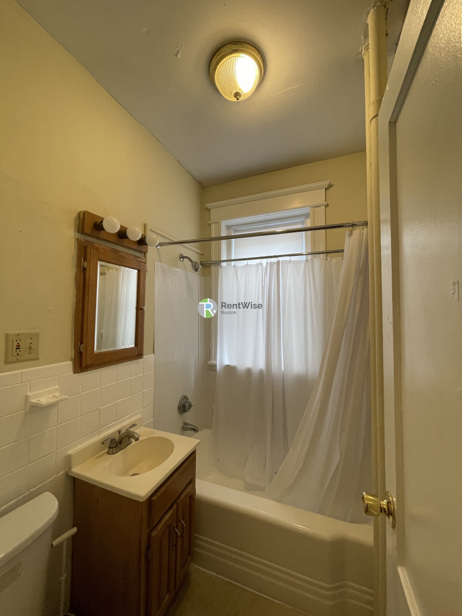 68 Woodstock Ave, Brighton