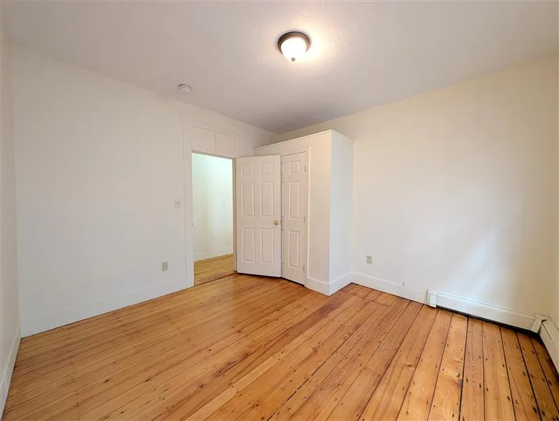 61 Webster Ave, Ward Two