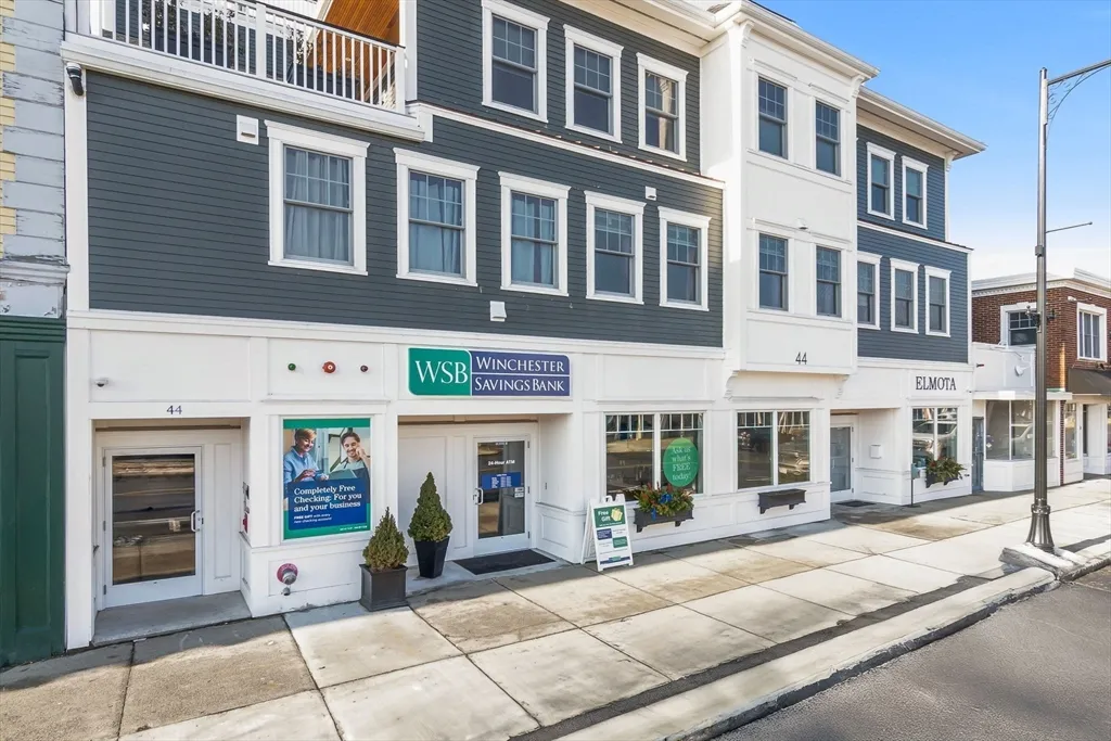 44 Maple St, Danvers Center