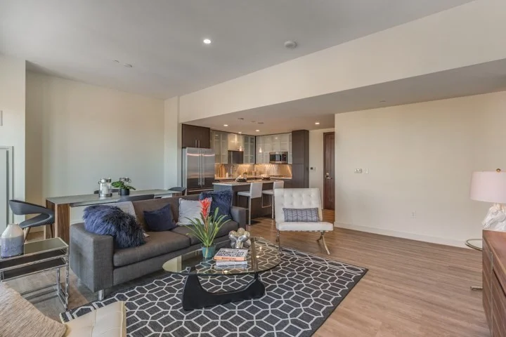 1 Canal St, North End