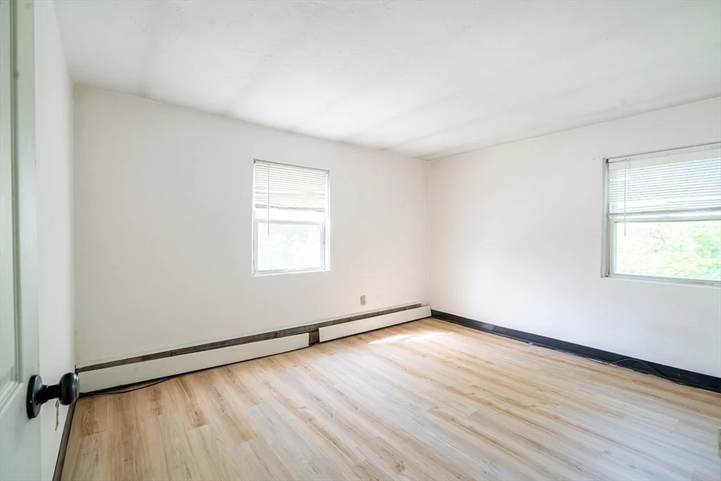 153 Commercial St, Braintree