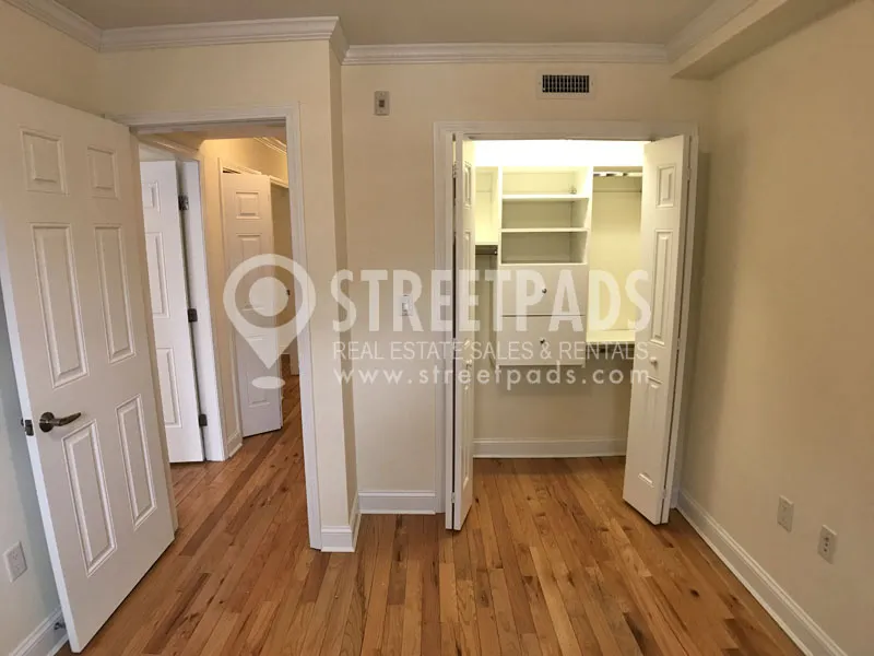 55 Langdon St, Neighborhood Nine