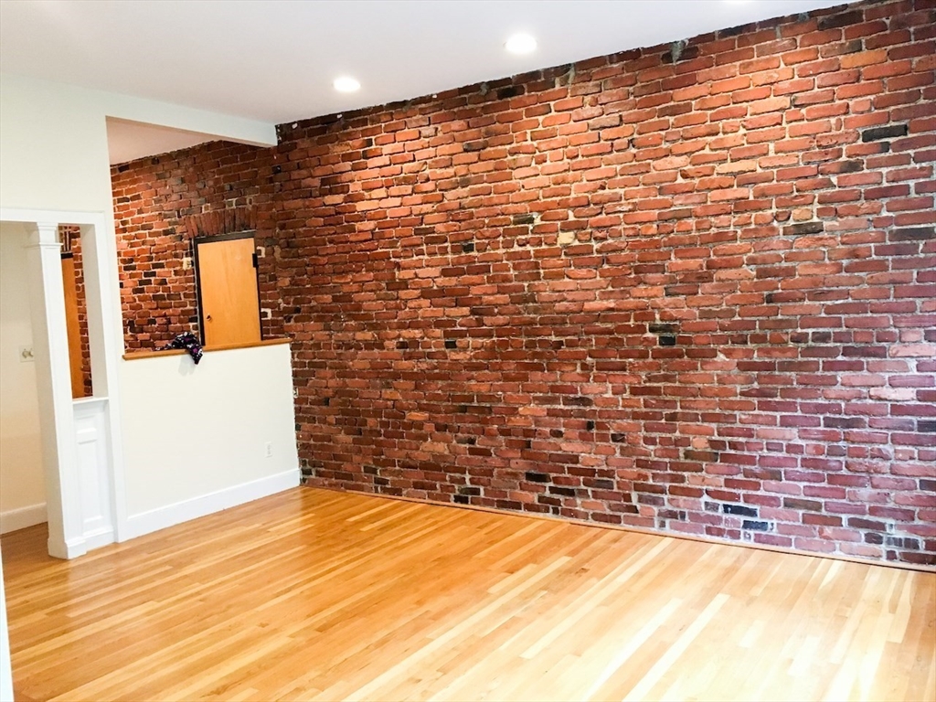 88 Hancock St, Mid-Cambridge