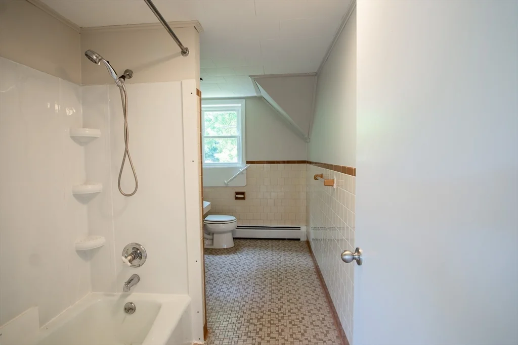61 Orchard St, Bellingham