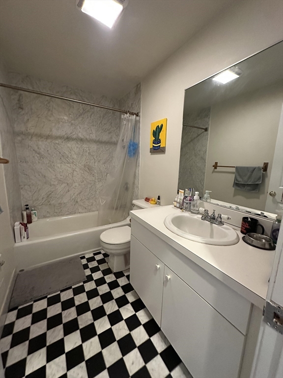 665 Massachusetts Ave,, South End