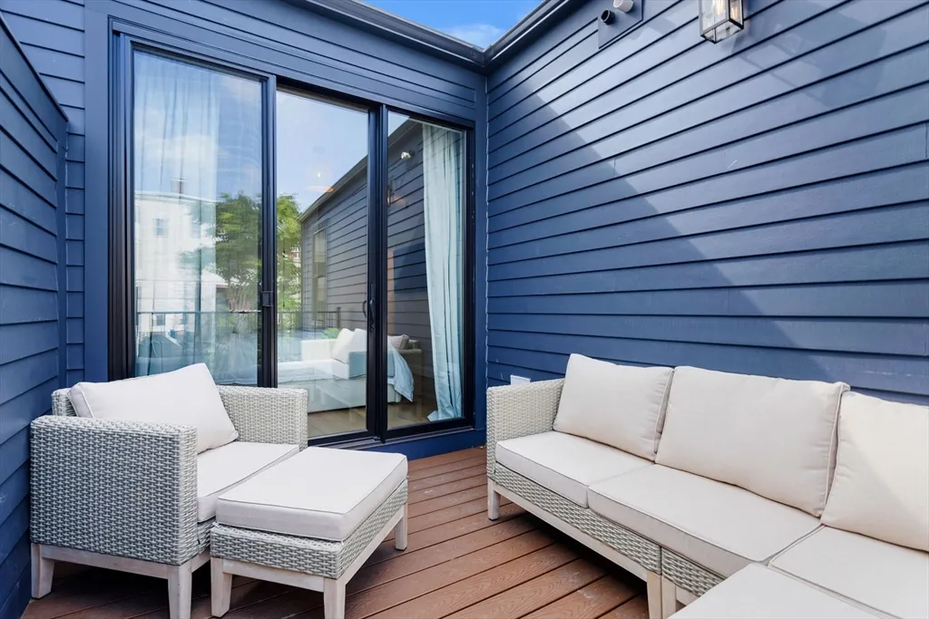 722 East 5th St, South Boston