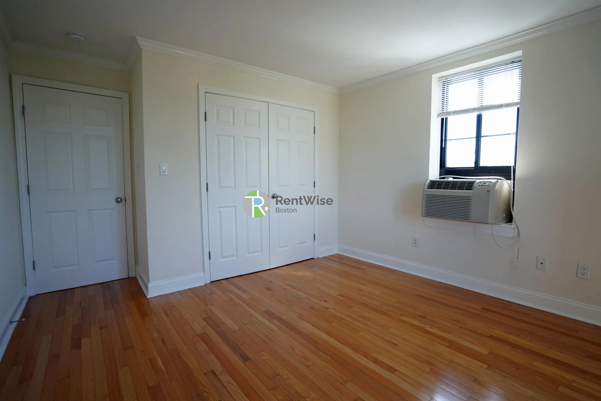 60 Brattle St, West Cambridge