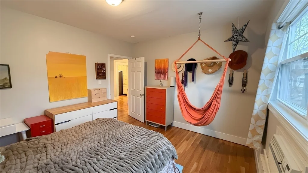 27 Noble St, West Newton