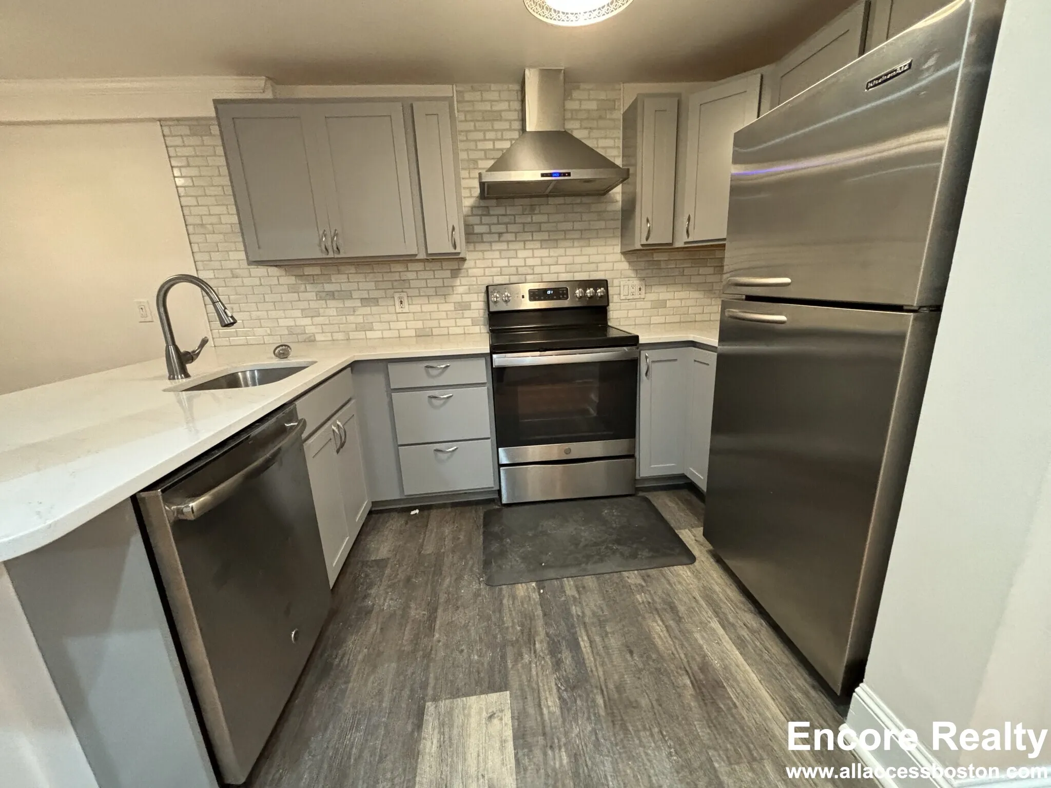 519 Columbus Ave, South End