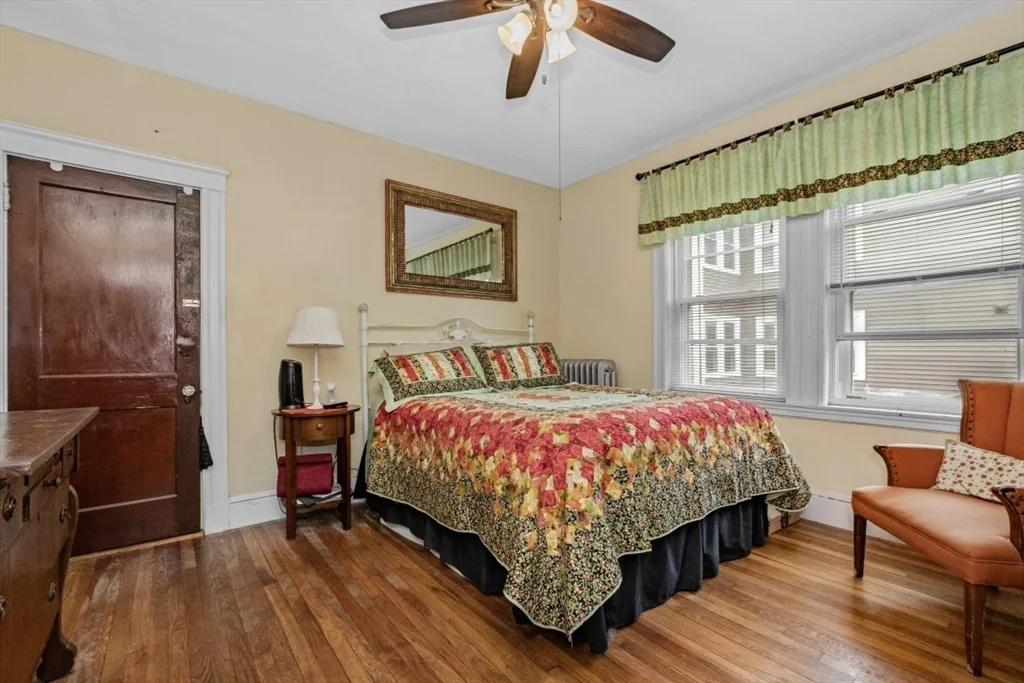 200 Woodside Ave, Winthrop