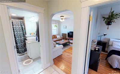 13 Arlington St, East Somerville