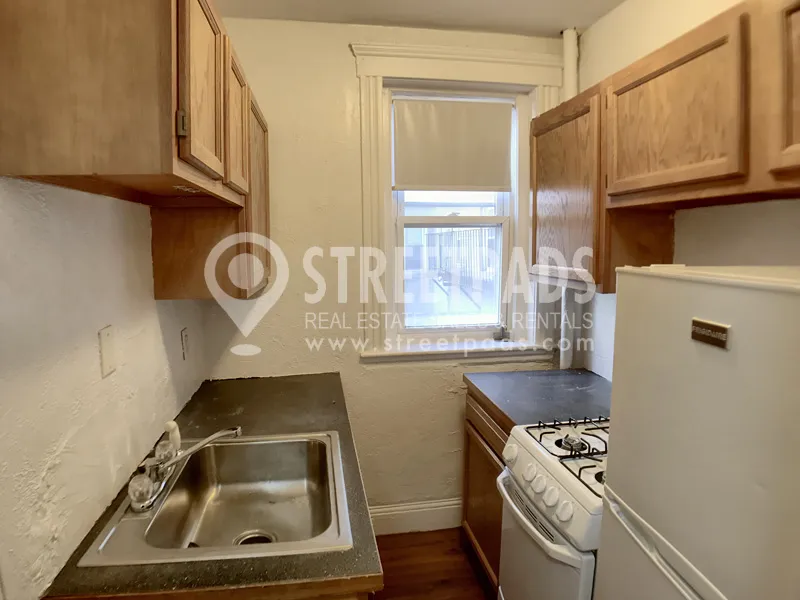 1197 Boylston St, Fenway