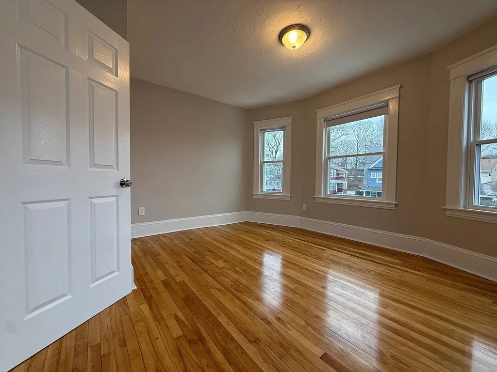 1301 Main St, Worcester