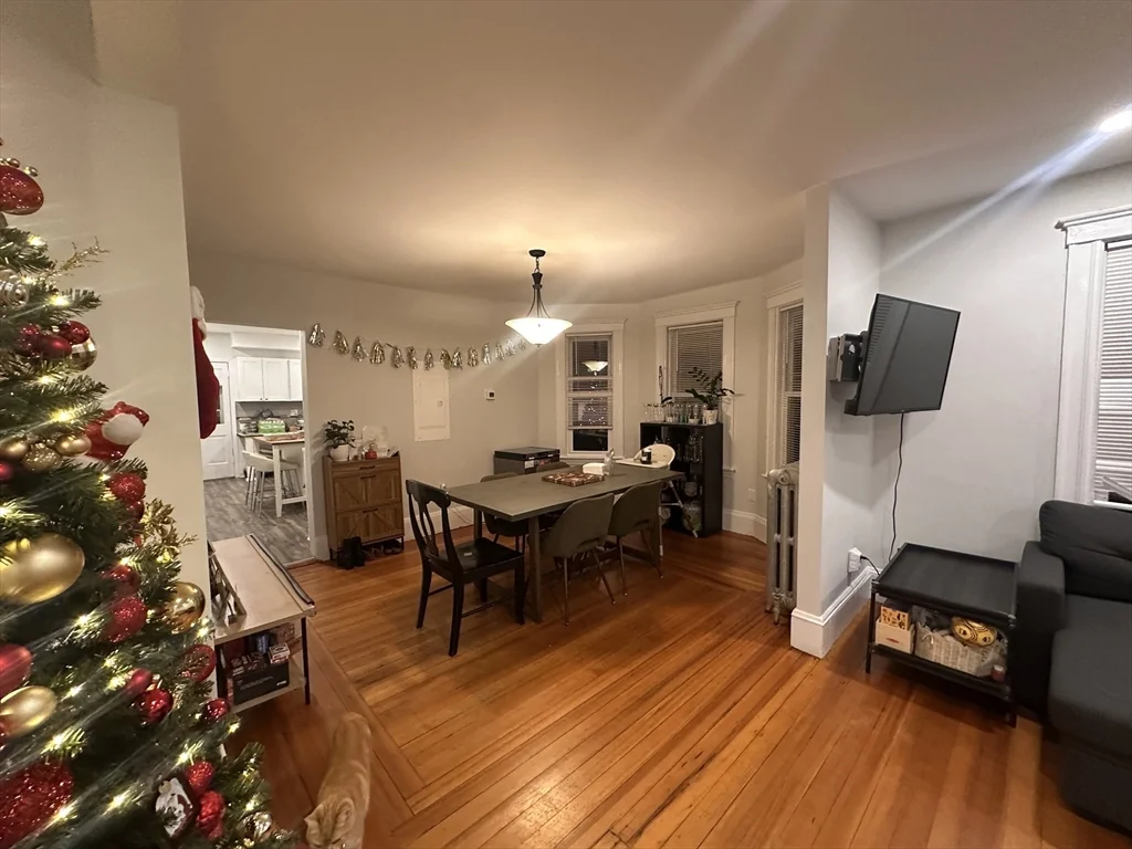 585 Main St, Watertown