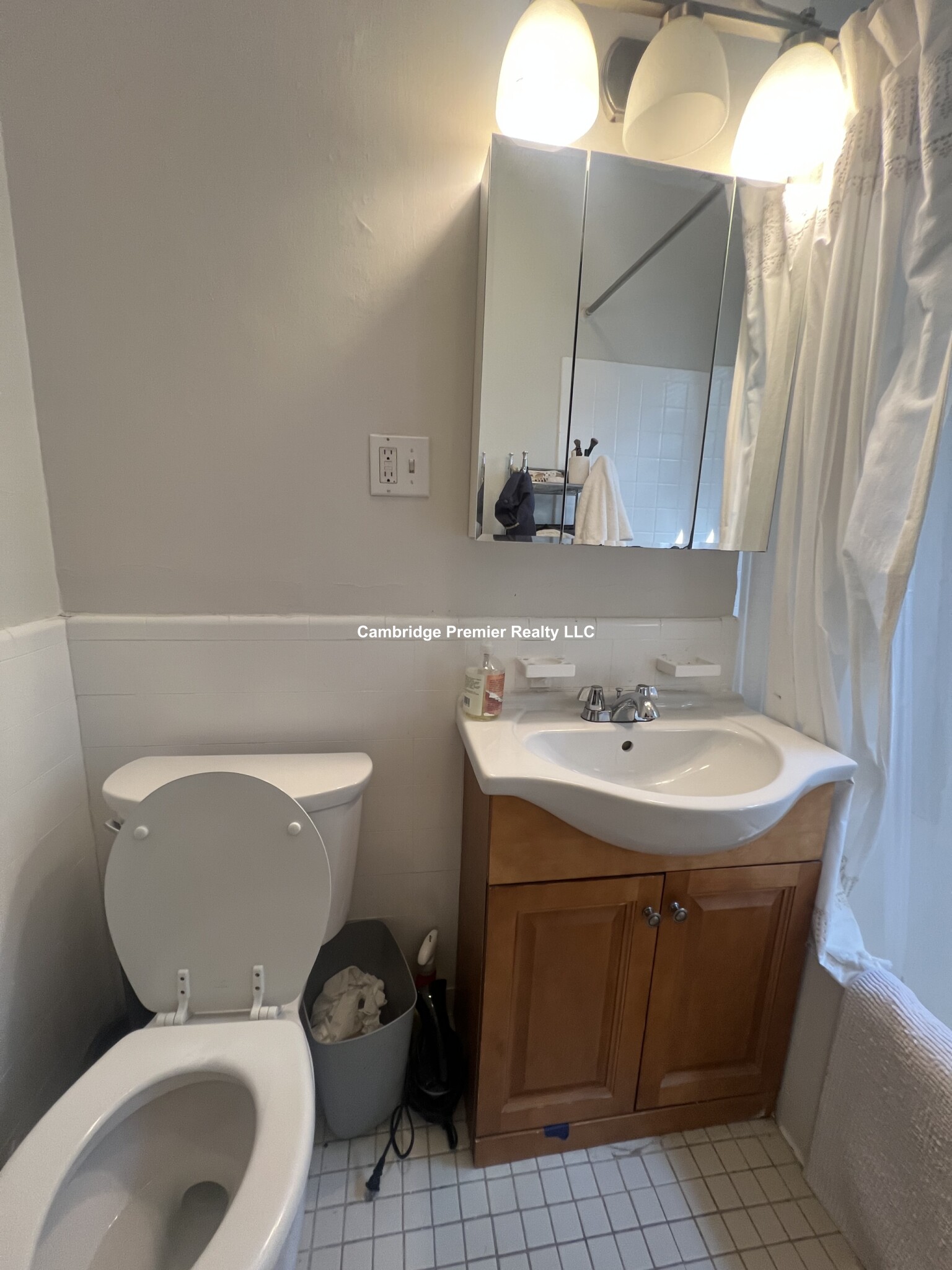 28 Langdon St, Neighborhood Nine