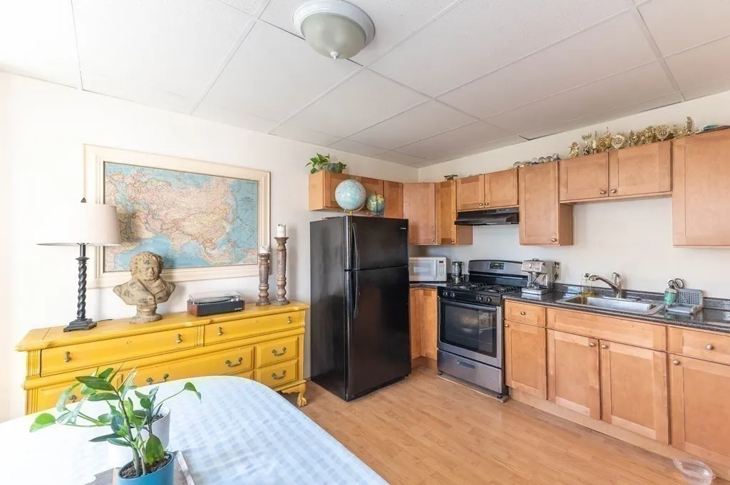 202 Washington St, Prospect Hill