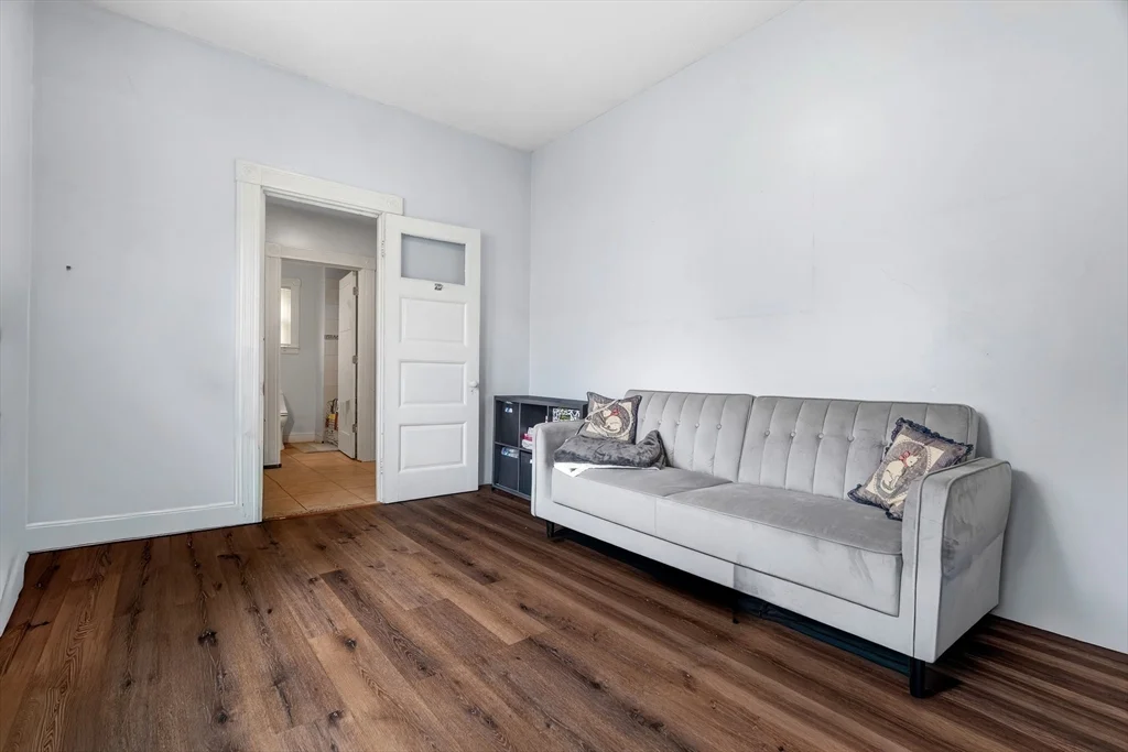 630 Centre St, Jamaica Plain