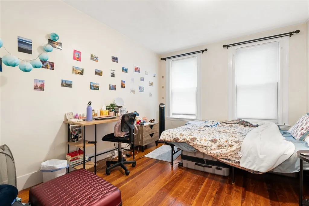 12 Perry St, Central Village