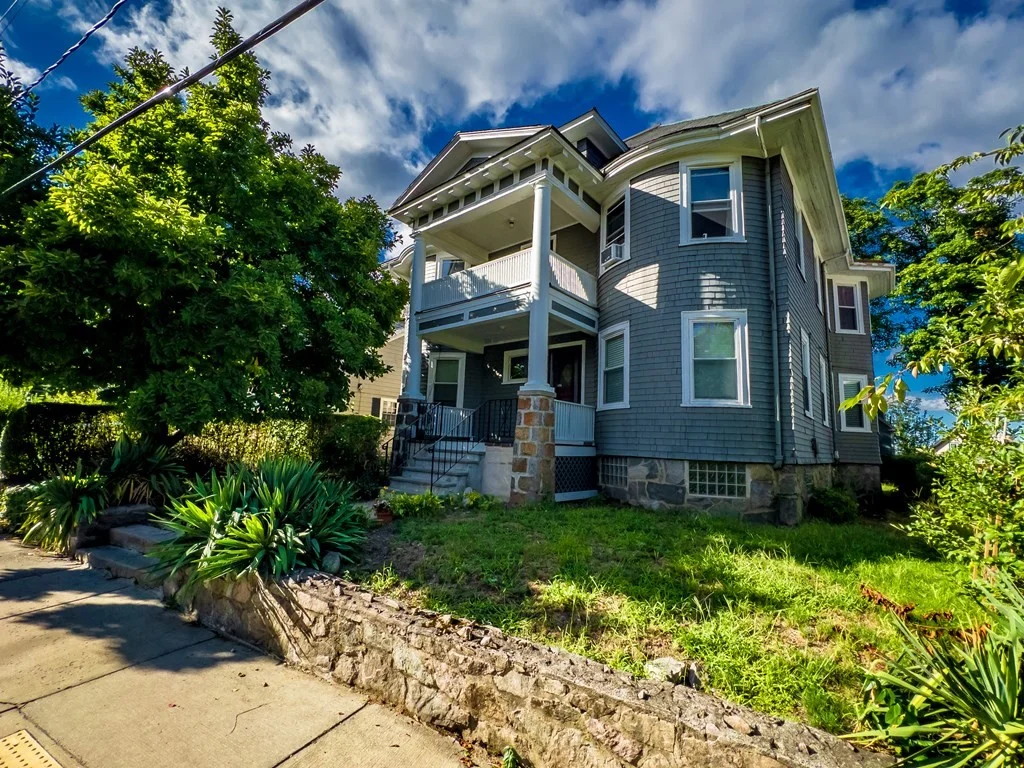 67 Hampstead Rd, Jamaica Plain