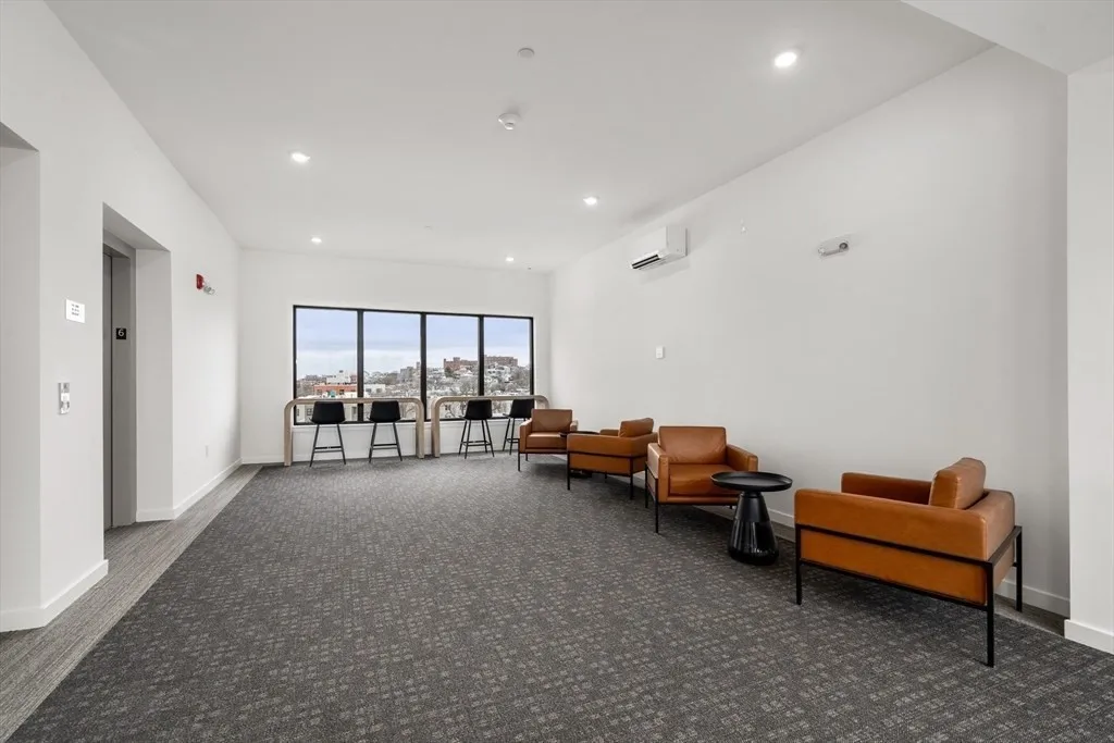 267 Old Colony Ave, South Boston