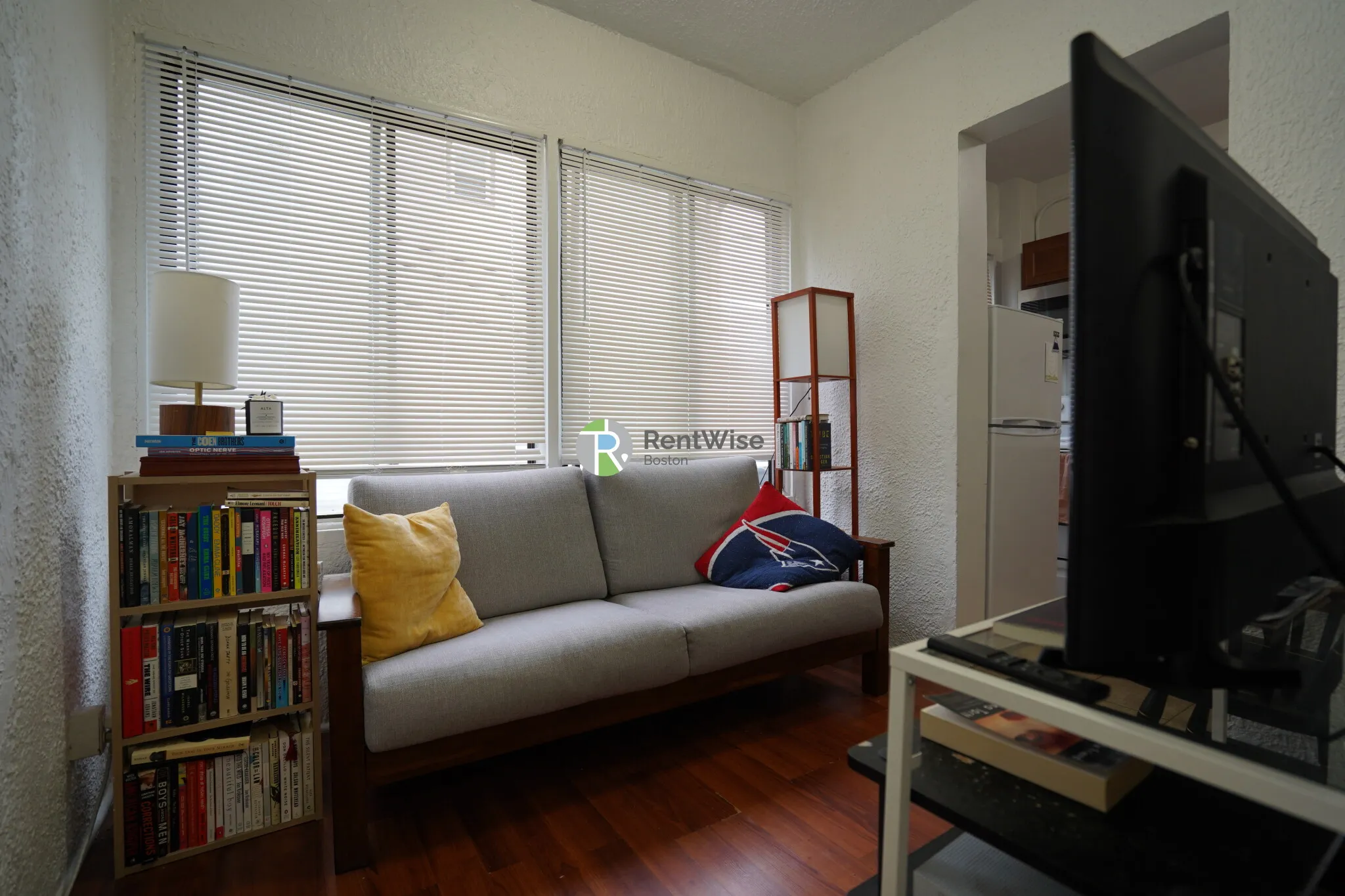 230 Walnut St, Newtonville