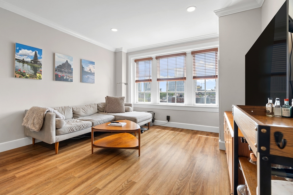 534 Beacon St, Back Bay